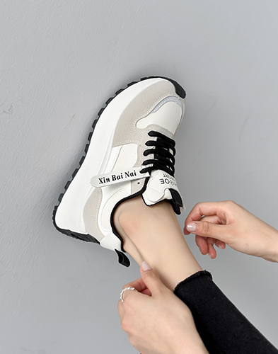 캐주얼 로드 러닝화 유니섹스 미끄럼방지 통기성 편안한 멀티패션 스니커즈 1A8ZG1